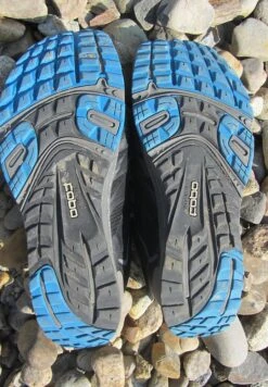 Topo Athletic MT -Vasque Store IMG 3841a