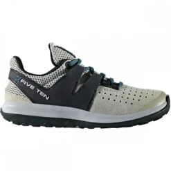 Five Ten Access -Vasque Store SES