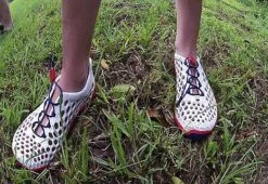 Vivobarefoot Ultra Pure -Vasque Store feet