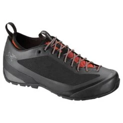 Arc'teryx Acrux FL