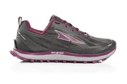 Altra Superior 3.5 -Vasque Store opplanet altra superior 3 5 trail running shoes womens medium afw1853f 2 055 main